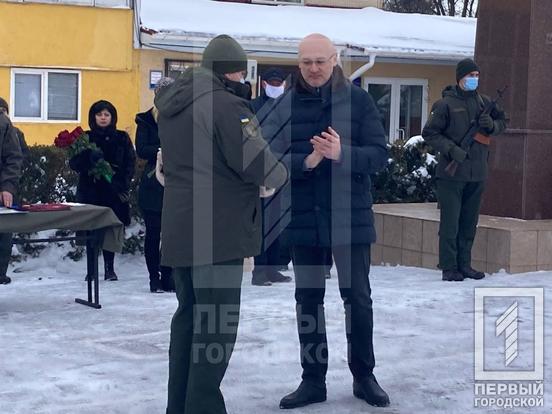 Понад пів сотні грамот та подяк вручили військовим у Кривому Розі на честь 30-річчя частини 3011 Національної гвардії | Новини Кривий Ріг5