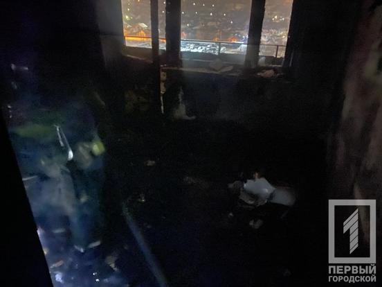 У Кривому Розі рятувальники гасили пожежу у квартирі | Новини Кривий Ріг5