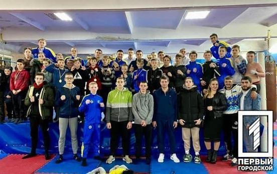 Вихованці спортивної школи Кривого Рогу посіли 26 призових місць у боротьбі за Кубок міста з кікбоксингу WAKO