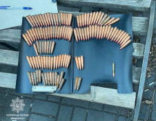 У жителя Кривого Рога полицейские изъяли более 120 патронов1