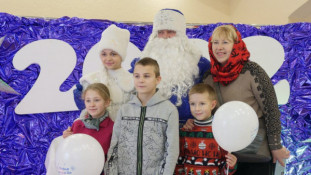 В канун Рождества «Украинская перспектива» подарила 240 особенным криворожским ребятам чудесный праздник0