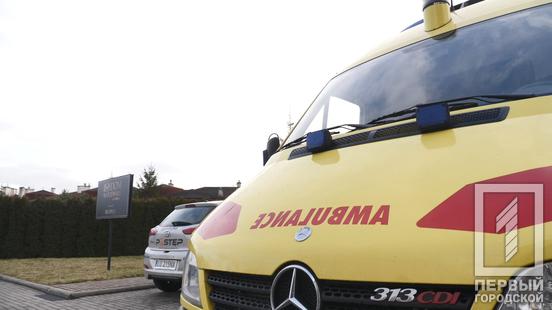 На потреби Кривого Рогу передали нову карету швидкої допомоги та різноманітне обладнання від міста-партнера Любліна4