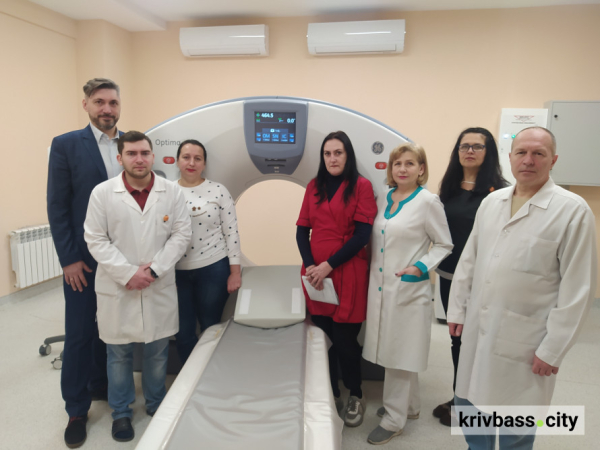 Навчаються працювати на новому обладнанні: медики освоюють сучасний томограф, встановлений за підтримки Північного ГЗК Метінвесту0