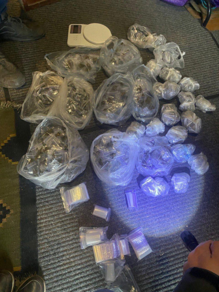 Поліція виявила групу злочинців, яка забезпечувала наркотиками весь Криворізький район0