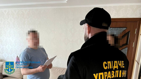 У комунальному медзакладі Дніпропетровщини викрито масштабну схему з продажу пацієнтам «безкоштовних» ліків3