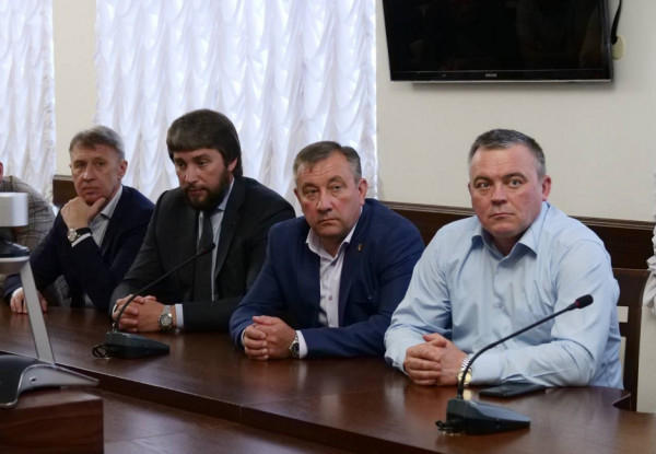 Представники підприємств Метінвесту отримали відзнаки від Ради оборони Кривого Рогу2