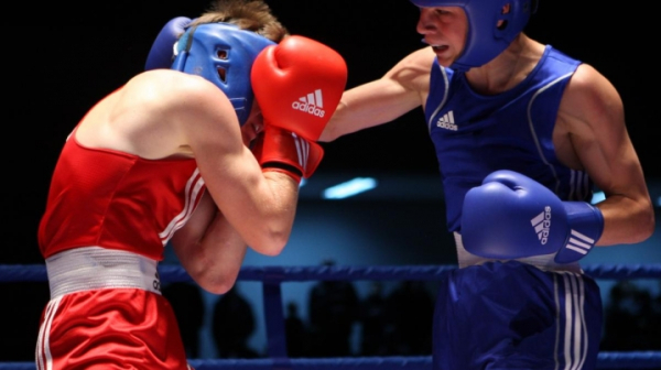 На чемпіонаті області з боксу “золото” і “срібло” вибороли спортсмени із Кривого Рогу0