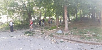 Вдень росіяни п'ять разів обстріляли дві громади Дніпропетровської області, постраждала людина4