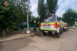 Минулого тижня рятувальниками області доставили у зневоднені райони Дніпропетровщини понад 13 тисяч тон води  1