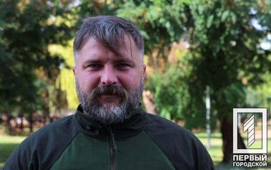 Крили з танків, САУ, мінометів і «касеток»: гвардієць Плюсік розповів про бої на Донеччині та про заміновану техніку окупантів