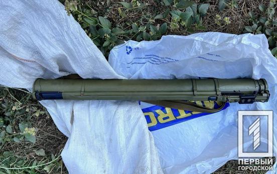 Занадто юний зброяр: у Кривому Розі затримано 19-річного хлопця, який збирався продати ручний протитанковий гранатомет