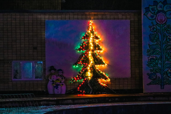 Ялинка Незламності з’явилася у одній з громад Криворіжжя: як і чим її прикрашали1