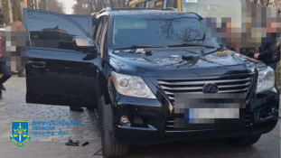 На Дніпропентровщині бандити викрали чоловіка, знущалися над ним і вимагали віддати їм 14 тисяч доларів США та автівку  8