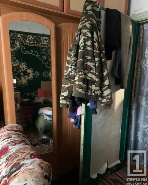 Старезні меблі та туалет, наче «кімната для тортур»: у Саксаганському районі Кривого Рогу обстежили умови життя дітей у проблемних родинах6