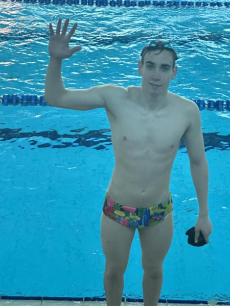 Криворізькі спортсмени стали переможцями та призерами чемпіонату області з плавання: скільки медалей вибороли2