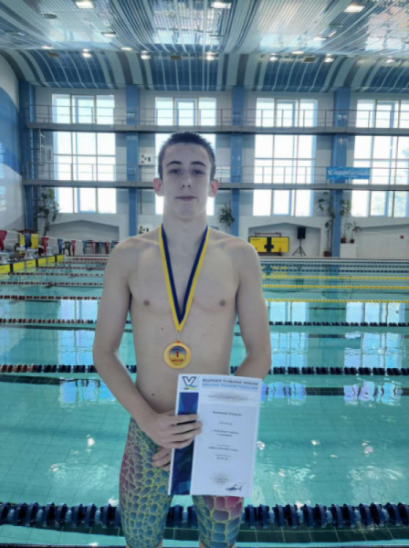 Криворіжці повернулися з медалями з чемпіонату України з плавання0