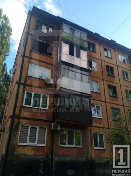 У Довгинцівському районі Кривого Рогу палала квартира: постраждала жінка3