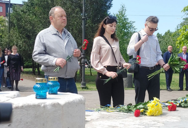 У Кривому Розі  вшанували пам’ять жертв політичних репресій4