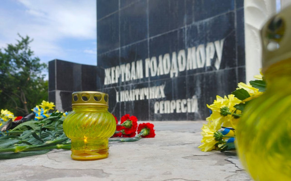 У Кривому Розі  вшанували пам’ять жертв політичних репресій5