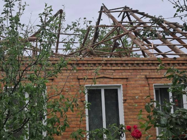В Дніпропетровській області внаслідок російських атак поранено пенсіонерку3