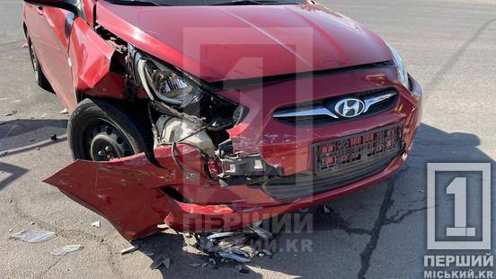 Ще без прав, але вже потрапила у ДТП: на Віталія Матусевича Hyundai врізався у навчальне авто5