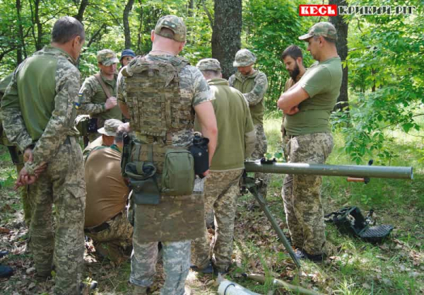 З протитанковим гранатометом знайомляться криворізькі тероборонівці