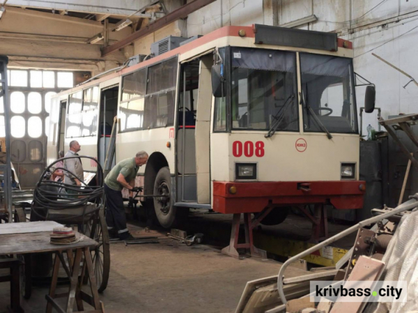 Продовжується модернізація муніципального електротранспорту: на маршрути вийшли два нових тролейбуса