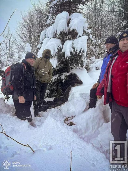 Три дні блукав в горах на морозі і без їжі: туриста з Дніпропетровщини врятували надзвичайники Рахівщини1