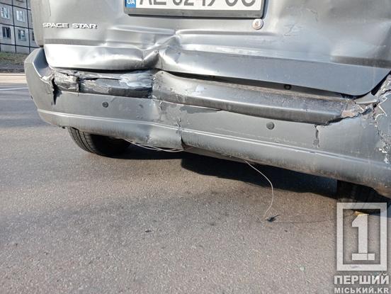 У Кривому Розі на Світальського Hyundai Tucson влетів у Mitsubishi1