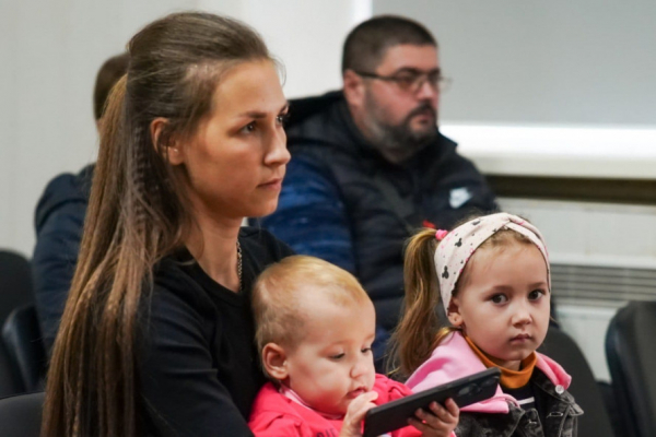 У Кривому Розі родинам полеглих Захисників вручили державні нагороди12