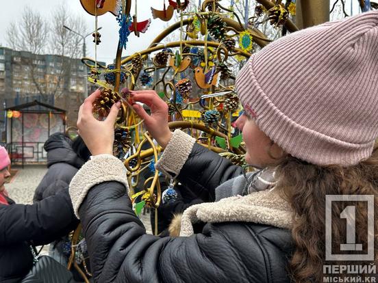 Годівнички для пташок, листівки для ЗСУ і благодійна лотерея: у парку Щастя пройшов тематичний захід1