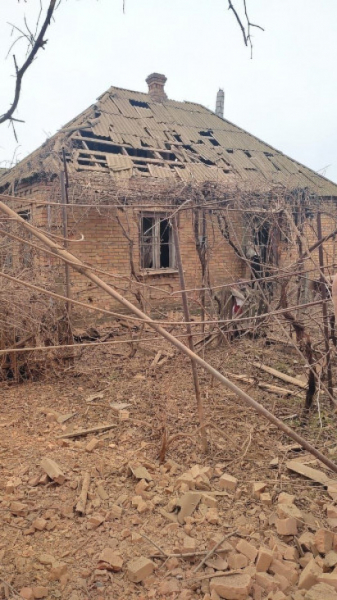 Ворог атакує Дніпропетровщину, постраждали двоє людей1