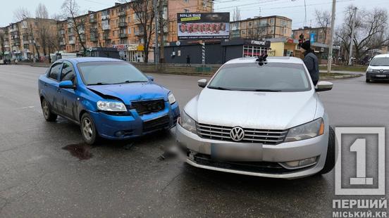 Огляд міг перекрити інший ТЗ: у Саксаганському районі Кривого Рогу ДТП з Chevrolet  та Volkswagen1