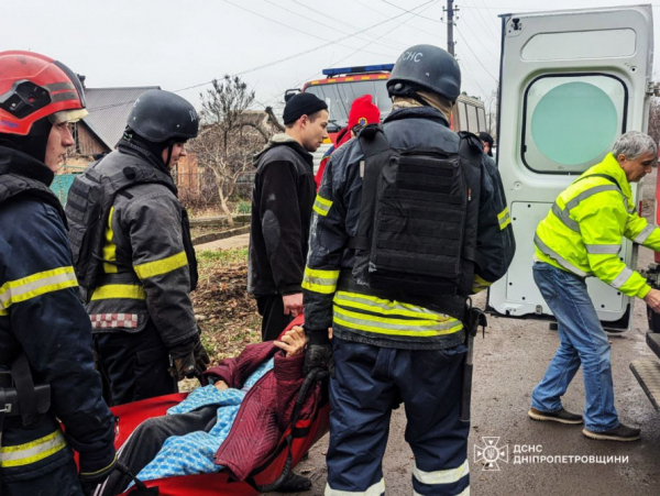 У Кривому Розі ліквідовують наслідки ракетної атаки 17 січня: що відомо 9