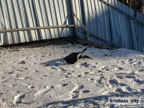 Люди звертаються по допомогу: у Кривому Розі триває ліквідація наслідків російського обстрілу2