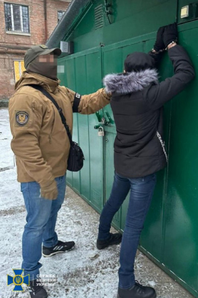 СБУ затримала агентурну групу ворожих спецслужб, яка на замовлення рф намагалася підірвати у Дніпрі ветерана-правоохоронця0