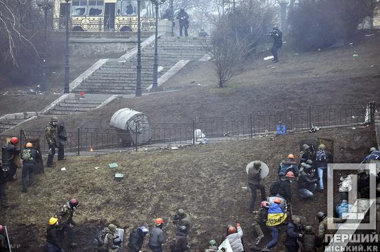 Серця мільйонів – болем умивались, серця ж Героїв битись не могли: 20 лютого вшановується пам'ять Небесної Сотні2