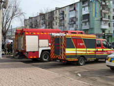 Аварійно-рятувальна операція на місці ракетного удару у Кривому Розі завершена, з-під завалів врятовано 19 людей2