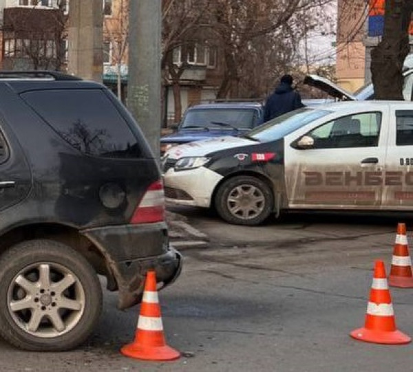 У Кривому Розі на Центральному проспекті сталася ДТП1