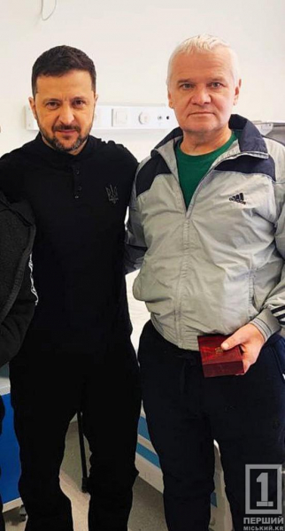 Отримав високу державну нагороду з рук президента: історія Олега Ковальчука з АМКР, який командував взводом РХБЗ2