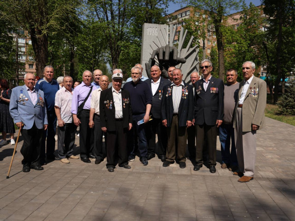 У Кривому Розі вшанували учасників ліквідації аварії на ЧАЕС до 39-ї річниці катастрофи5