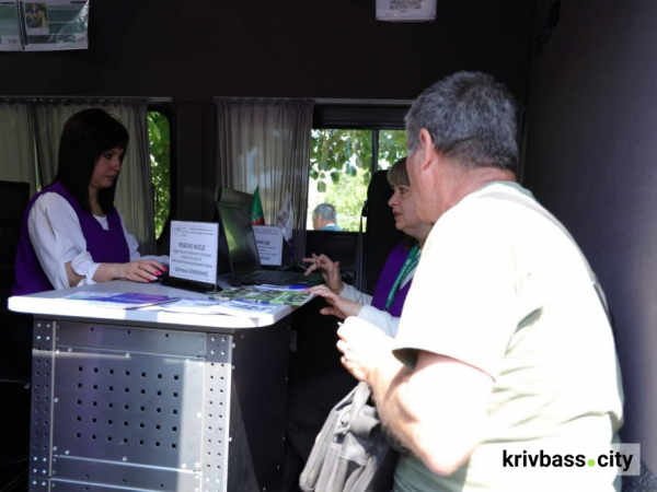 Комунальний автобус знову курсує: у Кривому Розі покращили транспортне сполучення для жителів віддалених районів3