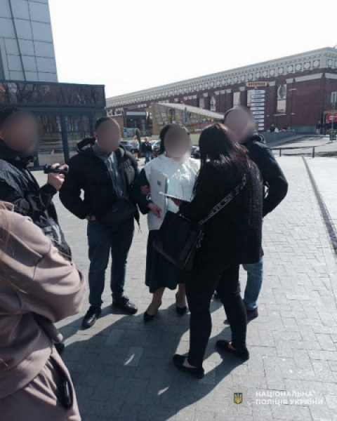 На Дніпропетровщині працівники лікарень влаштували схему продажу фіктивних довідок військовозобов'язаним для ухилення від мобілізації0