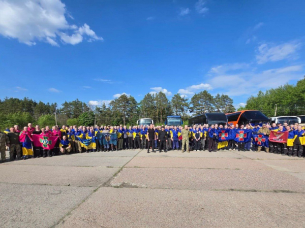 23 травня 30 захисників з Дніпропетровщини повернулися з ворожого полону - фото пресслужби Криворізької РВА