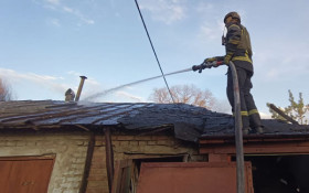 Вчора увечері під ворожим обстрілом була Нікопольщина: постраждав літній чоловік3