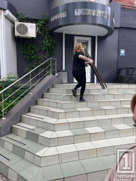 Звільнення від візуального шуму: у Кривому Розі продовжується боротьба з незаконною рекламою4