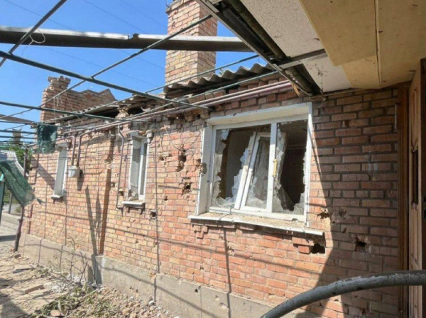 Понад півтора десятка атак - російські окупанти протягом дня обстрілювали два райони Дніпропетровщини1