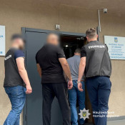 У Кривому Розі так звані «смотрящі» за місцевою установою виконання покарань отримали підозру за участь ще в одній «сходці», за це їм загрожує 15 років за гратами0