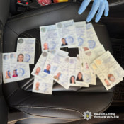 У сервісних центрах Дніпропетровщини вимагали гроші за отримання позитивної оцінки на іспиті2