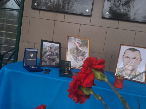 Меморіали на честь Героїв: у Кривому Розі вшанували своїх полеглих захисників1